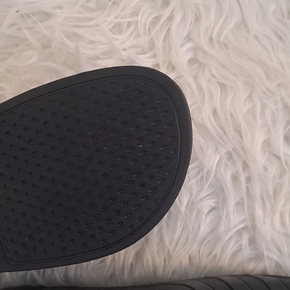 Adidas black slides 9